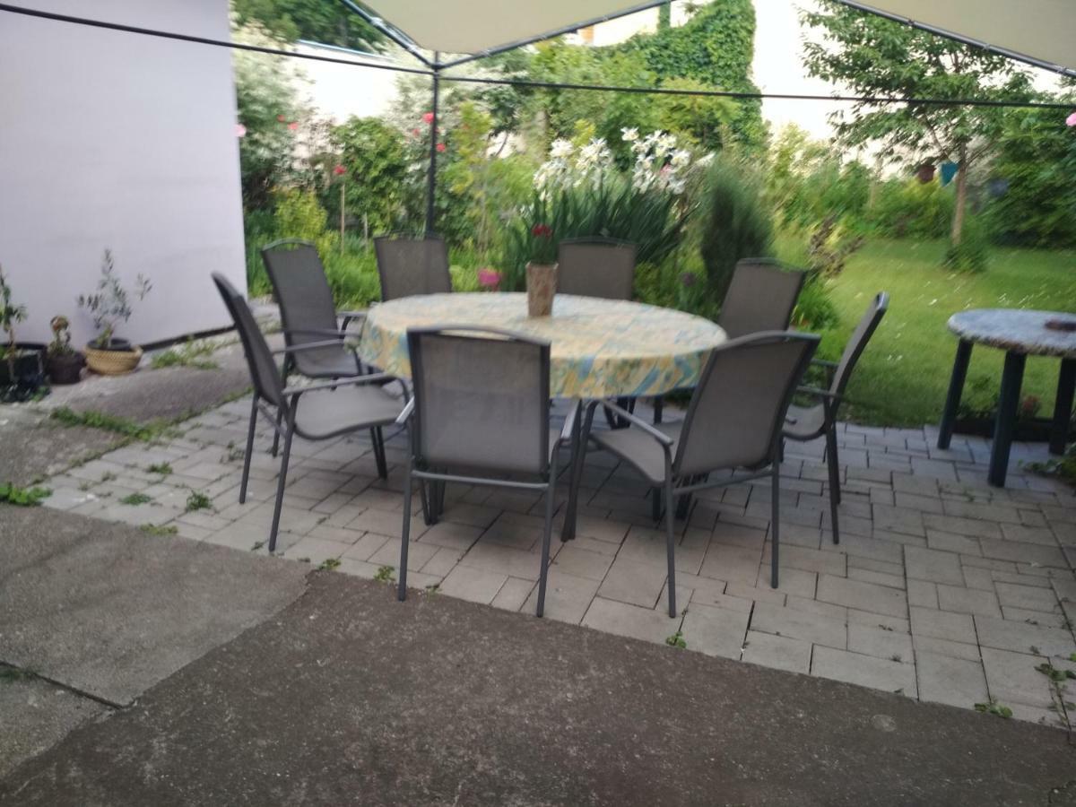 Apartman Lux Segedín Exteriér fotografie
